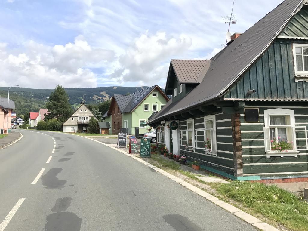 Penzion "V Zeleny" Рокицани Экстерьер фото